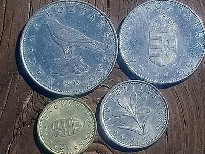 Unkari Forintit - 1, 2, 10, 50. Yhteensä - 4 kpl.