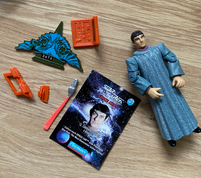 Star Trek Playmates Data romulaanina figuuri