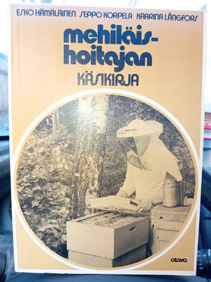 Hämäläinen  ( toim.) : Mehiläishoitajan käsikirja ( SIS POST