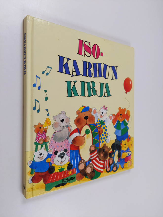 Rebecca Archer : Isokarhun kirja