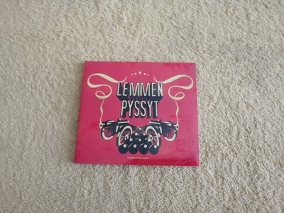 LEMMENPYSSYT - Lemmenpyssyt CD *muoveissa*