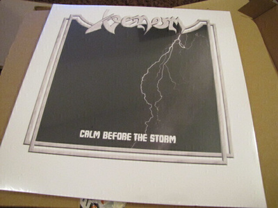 Venom calm before the storm lp muoveissa back on black
