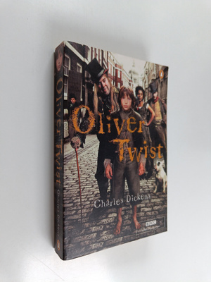 Charles Dickens : Oliver Twist, or, The parish boy's prog...