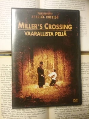 Miller's Crossing: vaarallista peliä (DVD)