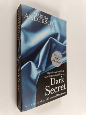 Marina Anderson : Dark Secret