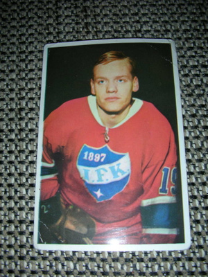 Hellas jääkiekkokortti 1965 HIFK Seppo Naukkarinen