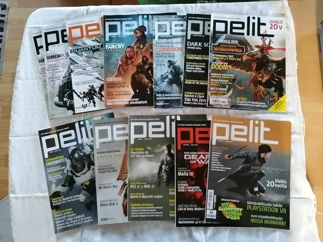 Pelit-lehti, vuosikerta 2016 (2 x nro 1)