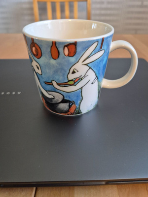 Arabia Sopankeittäjäpuput -muki Heljä Liukko-Sundström