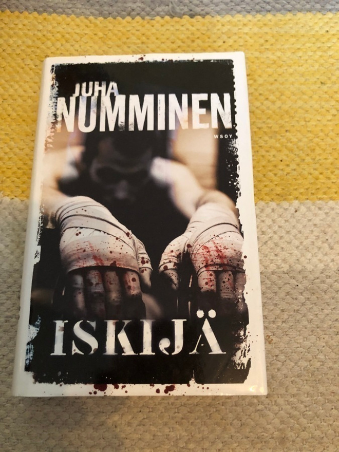 Juha Numminen: Iskijä. 2006. 1.painos.