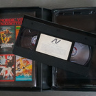 VHS: Orpojen Kosto (Peter Stevens,Jennifer Ward-Lealand 1985 - pikkukuva 5
