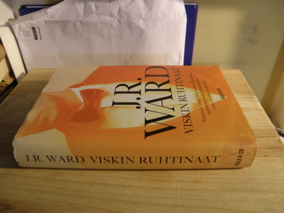 J. R. Ward Viskin ruhtinaat (sidottu)