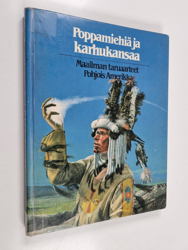 Marion Wood : Poppamiehiä ja karhukansaa