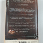 Edmund De Waal : The hare with amber eyes : a hidden inhe... - pikkukuva 2