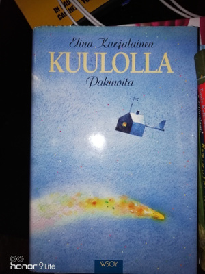 Elina Karjalainen Kuulolla pakinoita