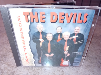 CD The Devils : Wonderful Land ( SIS POSTIKULU )