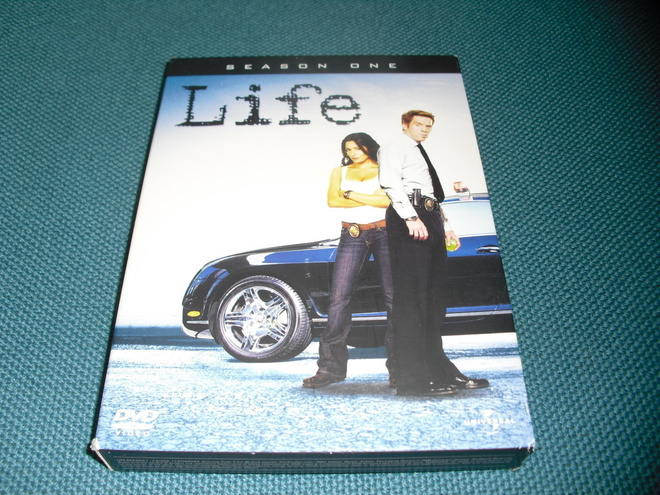 LIFE, 1-kausi (Damian Lewis)