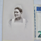 VANHA CDV Valokuva Sairaanhoitaja KIVA Kaulamerkki 1900-l - pikkukuva 1