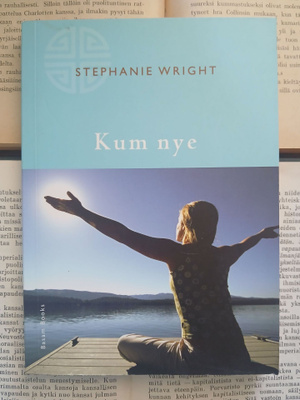 Stephanie Wright - Kum nye (nid.)