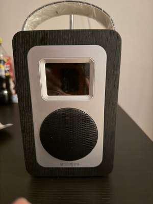 Pätevä bt radio + kaiutin ominaisuus