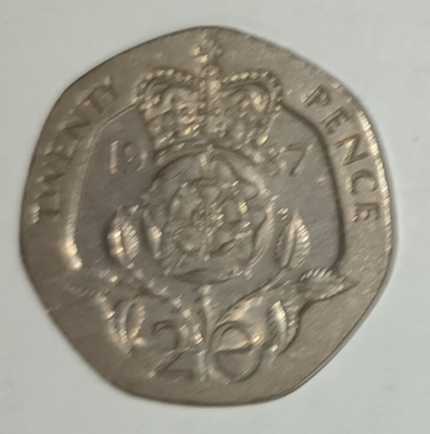 Iso-Britannia 20 p (twenty pence) 1987, 2 kuvaa