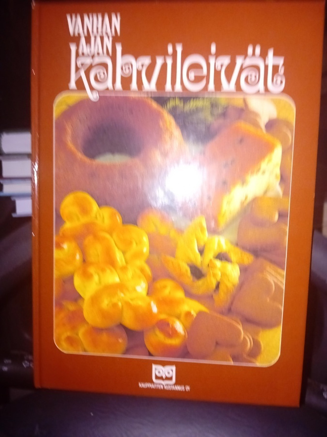 Vanhan ajan kahvileivät  ( SIS POSTIKULU  )