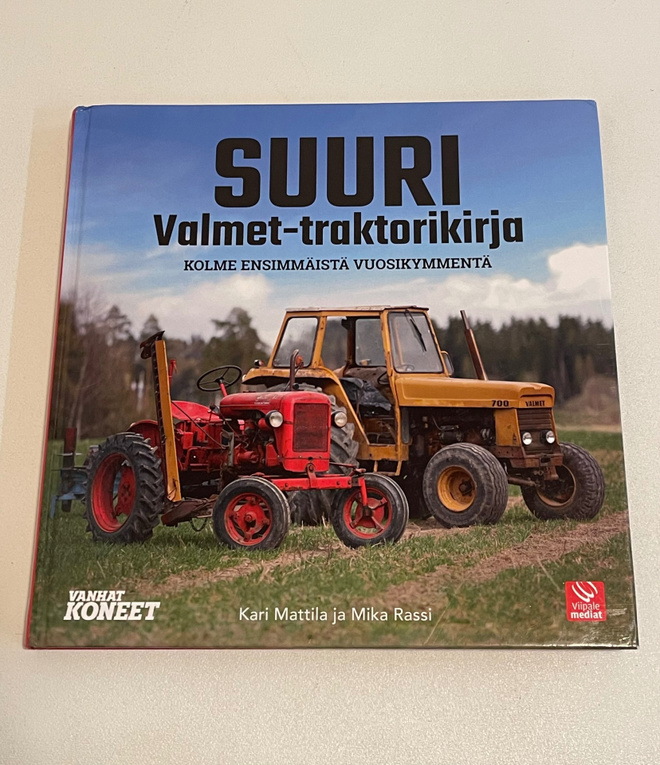 Suuri Valmet-traktorikirja