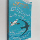 Alexander McCall Smith : La's orchestra saves the world - pikkukuva 1