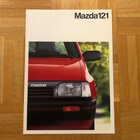 Esite Mazda 121 vuodelta 1988 - pikkukuva 1