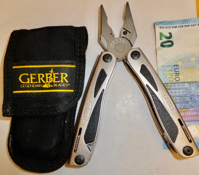 VANHA Monitoimityökalu Gerber Legend SIISTI