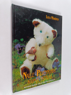 Leea Mähönen : Nalle Pilvennukka kaipaa ystävää : Kertomu...