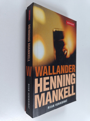 Henning Mankell : Riian verikoirat