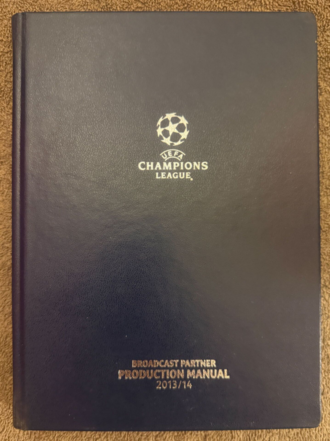 UEFA CHAMPIONS LEAGUE PRODUCTION MANUAL (4 KPL)