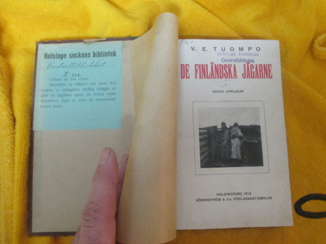 E.E TUMPO : de finländska jägarne v 1919 ( JÄÄKÄRIT
