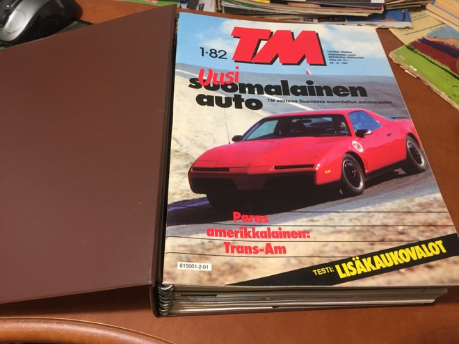 TEKNIIKAN MAAILMA 1-12/1982 KANSIOSSA HYVÄ