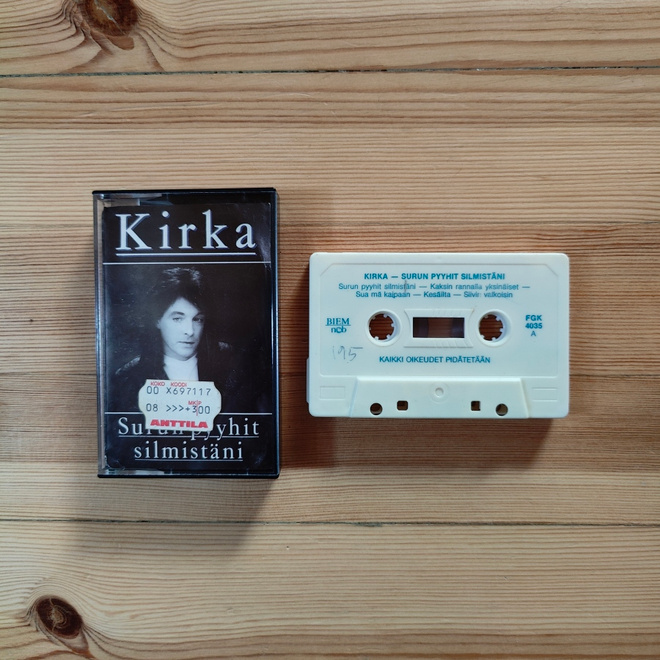 Kirka - Surun Pyyhit Silmistäni c-kasetti
