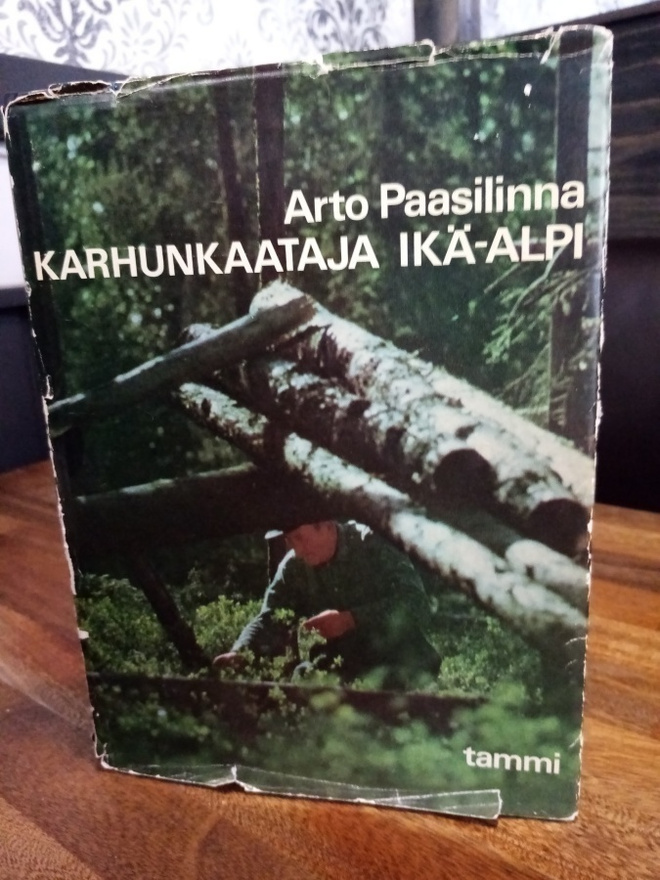 PAASILINNA :  Karhunkaataja Ikä-Alpi ( SIS POSTIKULU)
