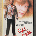 Blake Edwards: Sokkotreffit (1987) Bruce Willis Kim Basinger - pikkukuva 1