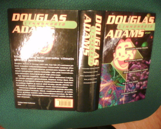 Douglas Adams : LINNUNRATA ( 1 p. 1997 ) Sis.postikulut