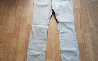 Uudet H&M farkut naiselle koko 44
