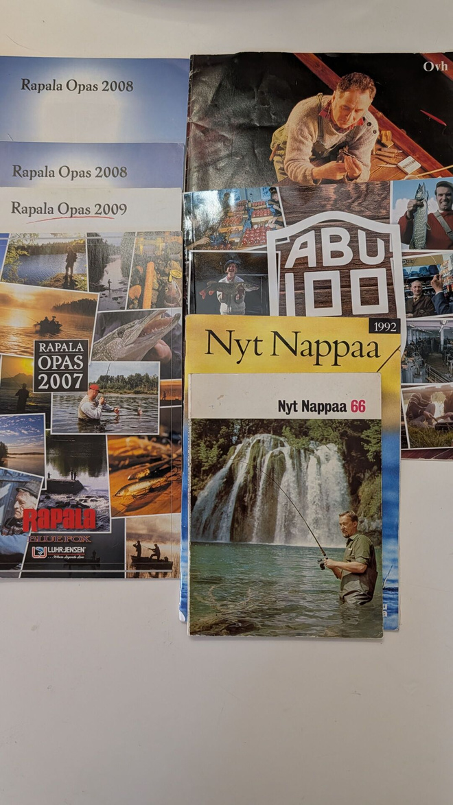 Nyt Nappaa,Rapala lehtisiä.