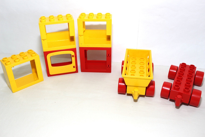 LEGO - DUBLO; RETRO JUNAT yms. -