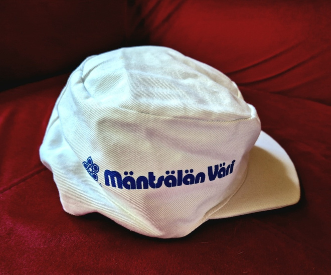 Mäntsälän Väri.Mainoslippis menneiltä ajoilta