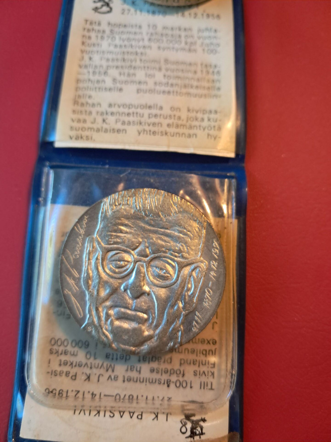 Juhlaraha 10 mk  Paasikivi 1970. Hopea.