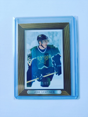 Jere Lehtinen 03-04 BeeHive Portraits /67