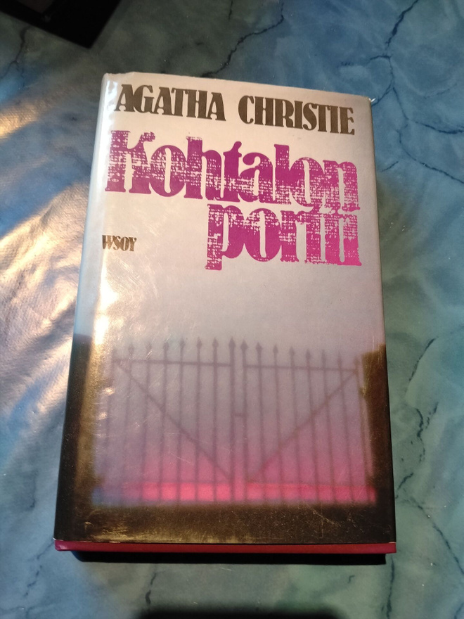 agatha chritie kohtalon portti