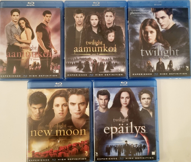 KAIKKI VIISI TWILIGHT -ELOKUVAA BLU-RAY