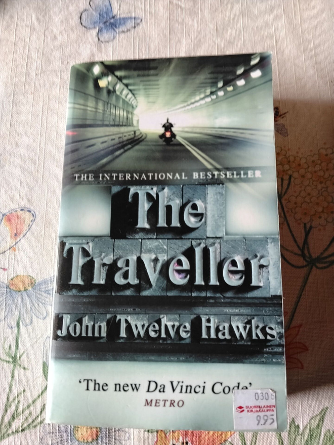 john twelve hawks the trayeller