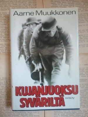 Aarne Muukkonen - Kujanjuoksu Syväriltä (sid.)