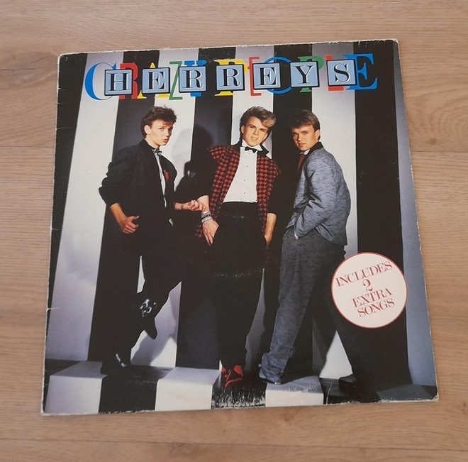HERREYS Crazy people HE-7074 1985 Suomi