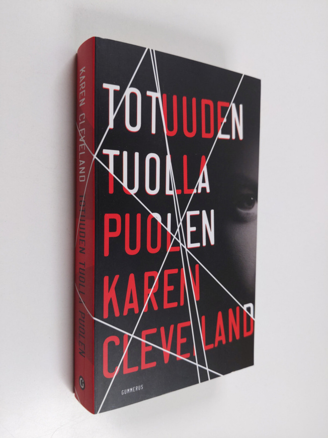 Karen Cleveland : Totuuden tuolla puolen